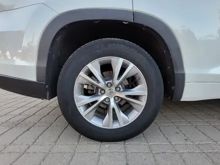 Toyota Highlander 2017 года за 14 500 000 тг. в Актобе – фото 21