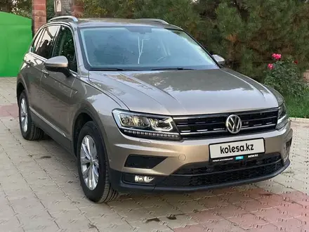 Volkswagen Tiguan 2018 года за 12 900 000 тг. в Алматы – фото 2