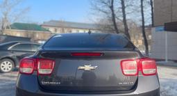 Chevrolet Malibu 2014 года за 6 100 000 тг. в Алматы – фото 2