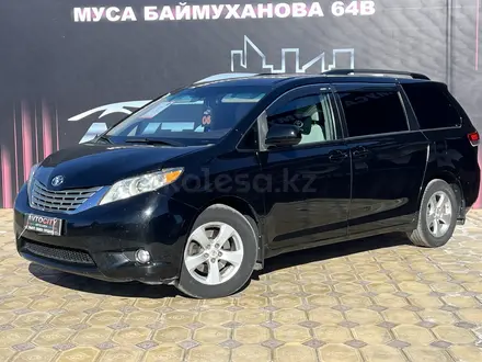 Toyota Sienna 2013 года за 11 150 000 тг. в Атырау