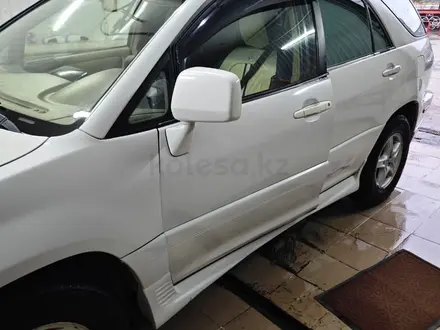 Lexus RX 300 1999 года за 3 200 000 тг. в Жезказган – фото 13