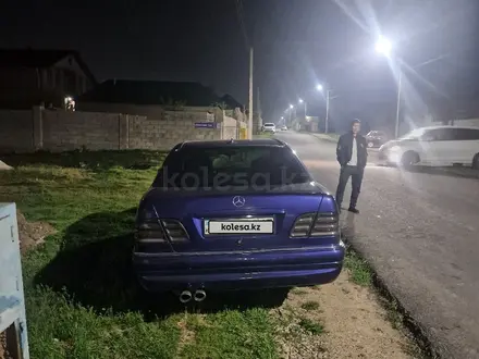 Mercedes-Benz E 280 1996 года за 2 500 000 тг. в Шымкент