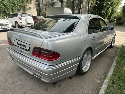 Mercedes-Benz E 55 AMG 1999 года за 5 000 000 тг. в Алматы – фото 5