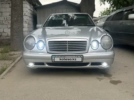 Mercedes-Benz E 55 AMG 1999 года за 5 000 000 тг. в Алматы – фото 9