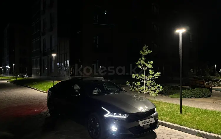 Kia K5 2023 года за 14 000 000 тг. в Шымкент