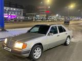 Mercedes-Benz E 220 1993 годаfor1 500 000 тг. в Алматы