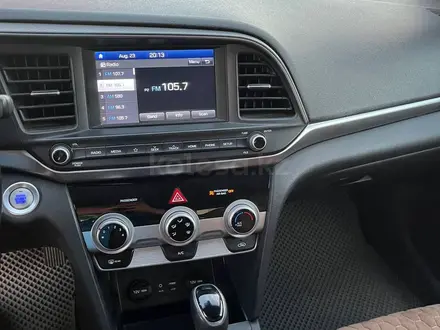 Hyundai Elantra 2019 года за 5 200 000 тг. в Атырау – фото 6