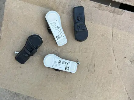 Датчик шин на Хундай сантафе 2018 2022 за 20 000 тг. в Шымкент – фото 2