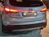 Hyundai Santa Fe 2015 годаүшін9 700 000 тг. в Актобе – фото 2