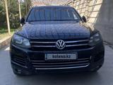 Volkswagen Touareg 2010 годаfor10 000 000 тг. в Шымкент