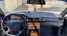 Mercedes-Benz E 230 1990 года за 1 150 000 тг. в Туркестан – фото 2