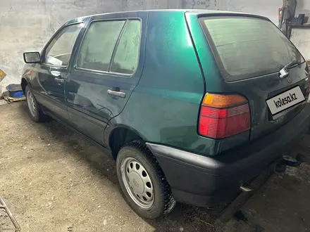 Volkswagen Golf 1995 года за 1 270 000 тг. в Астана