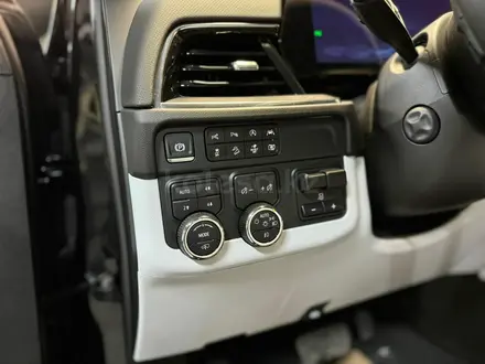 Chevrolet Tahoe Premier 2025 года за 49 900 000 тг. в Астана – фото 17