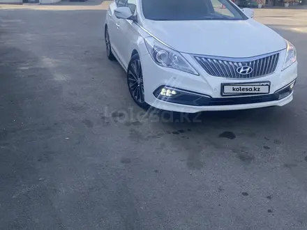 Hyundai Grandeur 2015 года за 8 000 000 тг. в Алматы – фото 7