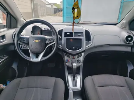 Chevrolet Aveo 2014 года за 4 350 000 тг. в Тараз – фото 13