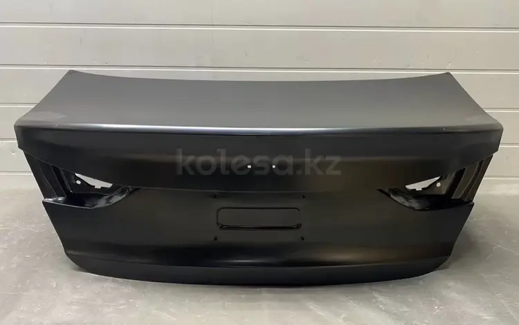 Крышка багажника на Hyundai Elantra за 35 000 тг. в Алматы