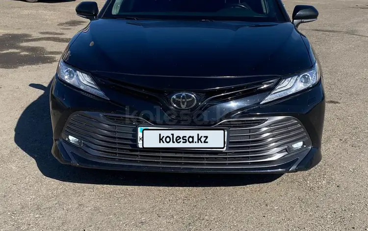 Toyota Camry 2020 года за 14 300 000 тг. в Усть-Каменогорск