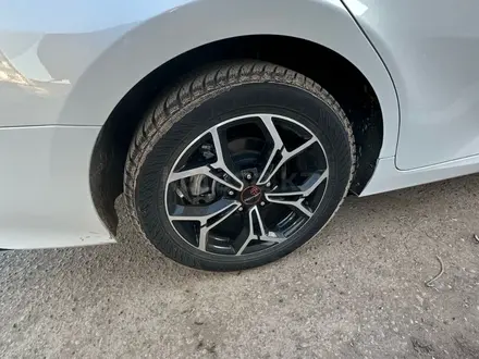 Toyota Camry 2023 года за 17 000 000 тг. в Уральск – фото 15