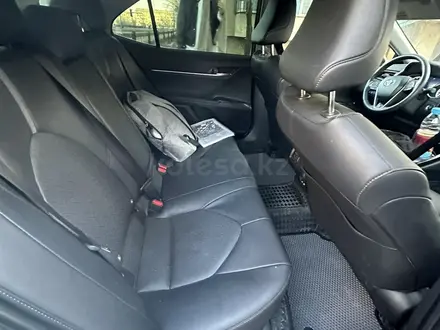 Toyota Camry 2023 года за 17 000 000 тг. в Уральск – фото 9