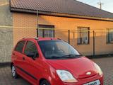 Chevrolet Matiz 2008 года за 1 900 000 тг. в Актобе – фото 2