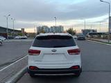Kia Sorento 2016 года за 8 000 000 тг. в Астана – фото 2