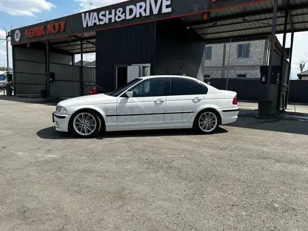 BMW 325 2001 года за 4 500 000 тг. в Алматы – фото 2