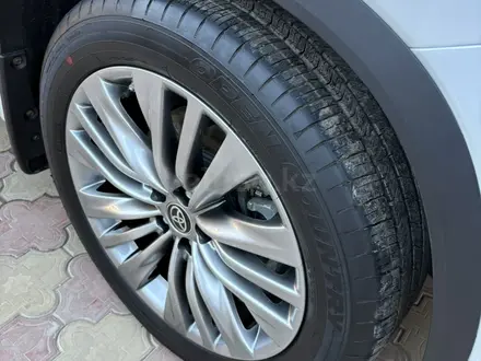 Toyota Highlander 2023 года за 30 500 000 тг. в Уральск – фото 7