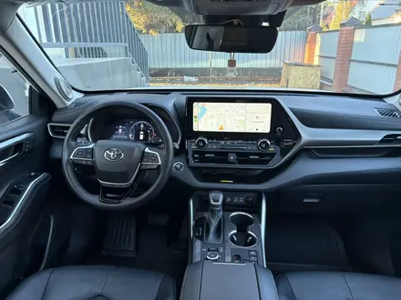 Toyota Highlander 2023 года за 30 500 000 тг. в Уральск – фото 11