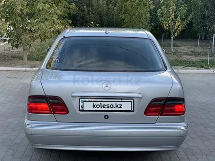 Mercedes-Benz E 320 2001 года за 5 750 000 тг. в Кызылорда – фото 9