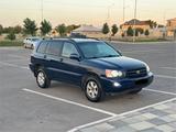 Toyota Highlander 2003 года за 5 500 000 тг. в Тараз