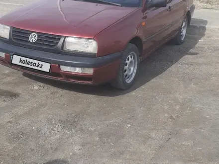 Volkswagen Vento 1994 года за 1 400 000 тг. в Кызылорда – фото 2