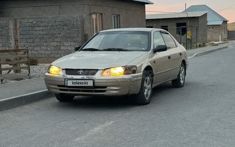 Toyota Camry 1998 годаүшін2 800 000 тг. в Усть-Каменогорск