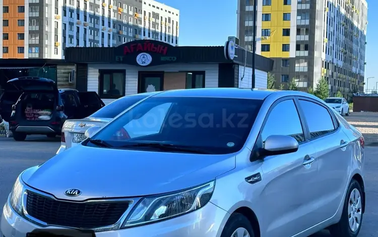 Kia Rio 2015 года за 4 300 000 тг. в Астана