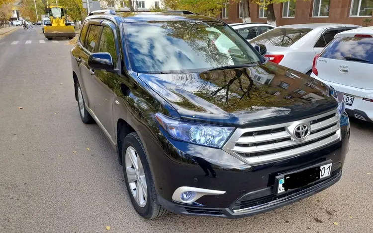 Toyota Highlander 2013 годаүшін13 499 000 тг. в Астана