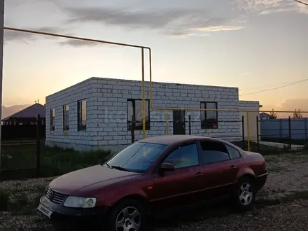 Volkswagen Passat 1998 года за 1 200 000 тг. в Астана – фото 2