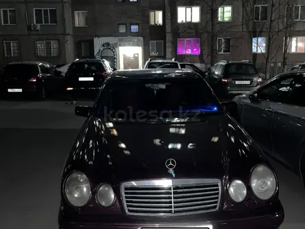 Mercedes-Benz E 230 1995 годаүшін2 100 000 тг. в Астана – фото 3