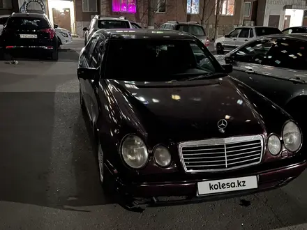 Mercedes-Benz E 230 1995 годаүшін2 100 000 тг. в Астана