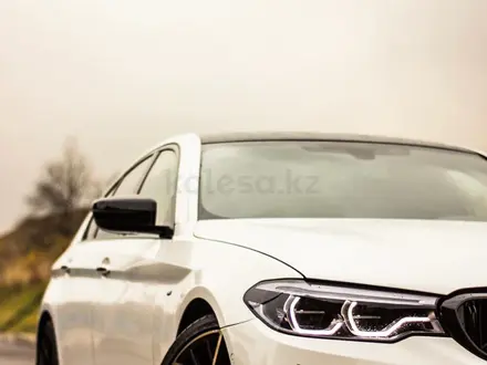 BMW 540 2017 года за 22 500 000 тг. в Шымкент – фото 9