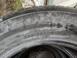 Резина Bridgestone 225/65/17, лето комплектүшін25 000 тг. в Алматы – фото 3