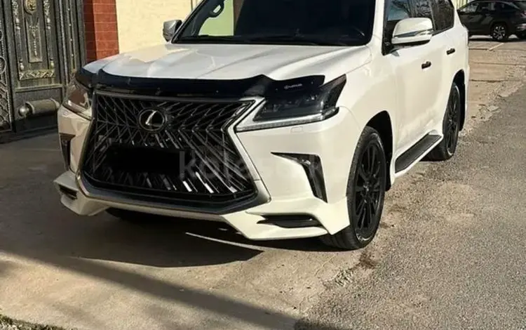 Lexus LX 570 2018 года за 52 000 000 тг. в Астана