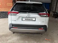 Toyota RAV4, 2022