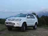 Toyota Fortuner 2006 года за 8 500 000 тг. в Риддер