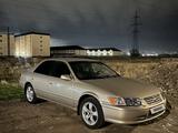 Toyota Camry 2001 годаfor4 000 000 тг. в Тараз