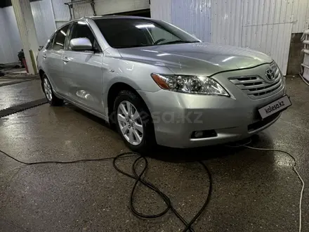 Toyota Camry 2006 года за 5 689 000 тг. в Астана – фото 2