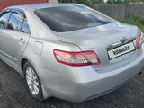 Toyota Camry 2010 года за 7 200 000 тг. в Семей – фото 4