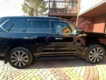 Lexus LX 570 2018 года за 49 000 000 тг. в Астана – фото 4