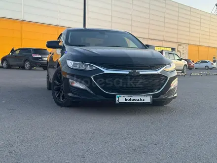 Chevrolet Malibu 2020 года за 10 300 000 тг. в Астана