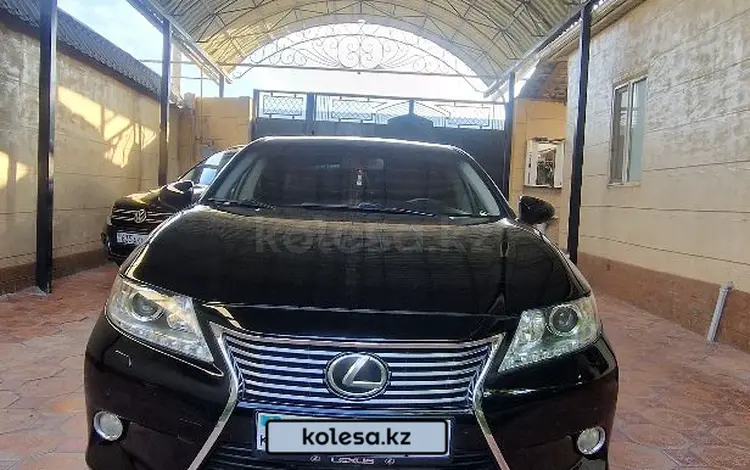 Lexus ES 350 2013 годаfor11 000 000 тг. в Шымкент