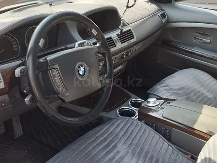 BMW 745 2003 года за 4 000 000 тг. в Алматы – фото 9