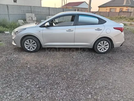 Hyundai Accent 2018 года за 6 900 000 тг. в Астана – фото 4